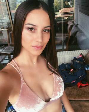 Vivianne Dietz nude 11