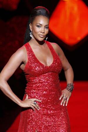 Vivica Fox nude 4