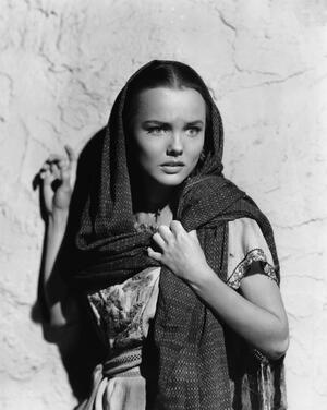 Wanda Hendrix nude 8