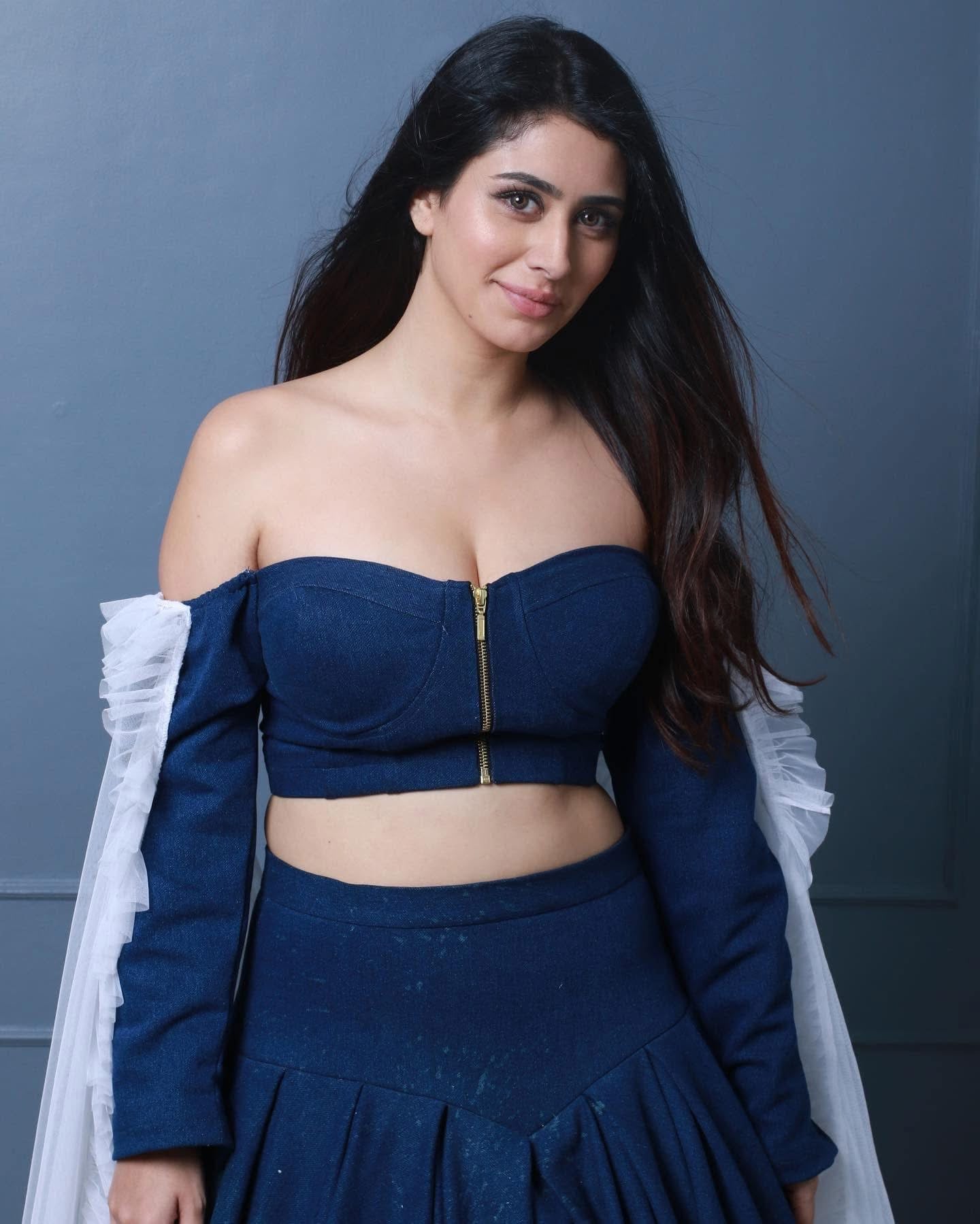 Warina Hussain nude 9
