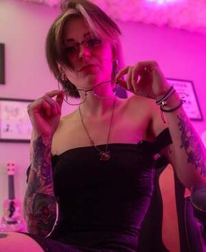 Wheezy Whee nude 9