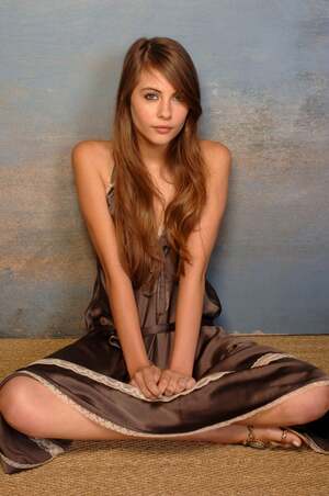 Willa Holland nude 3