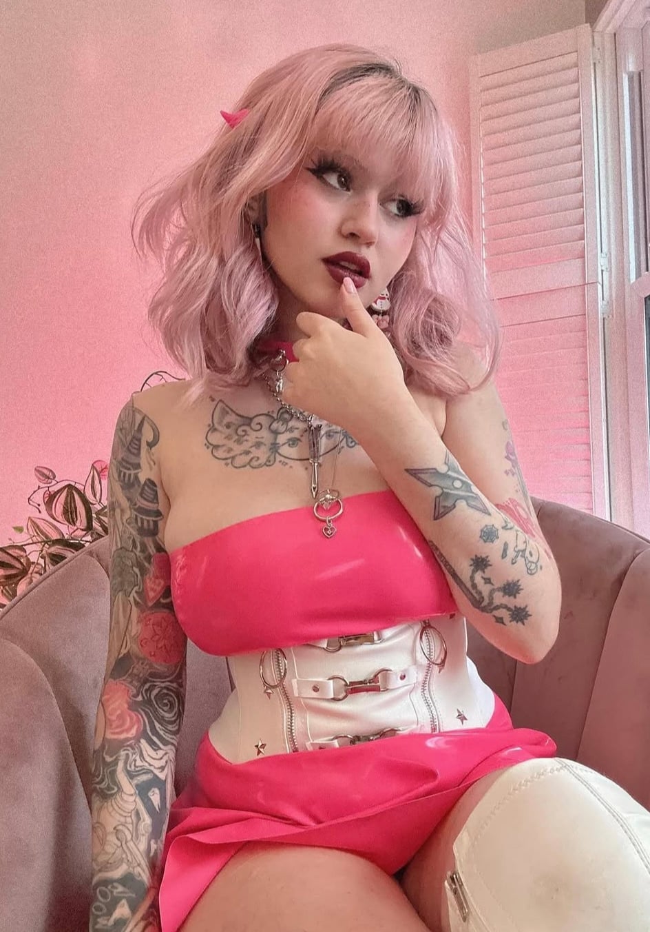 Willow Neptune nude 7