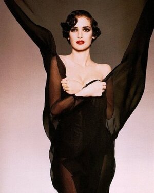 Winona Ryder nude 3