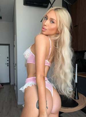 Wow Peach Girl nude 1