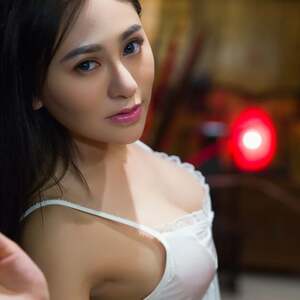 Wu Muxi nude 9