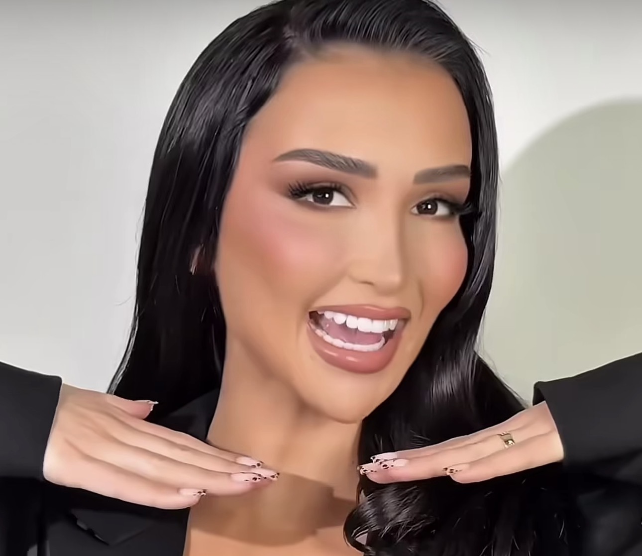Xheneta Fetahu nude 5