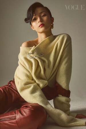 Xiao Wen Ju nude 7