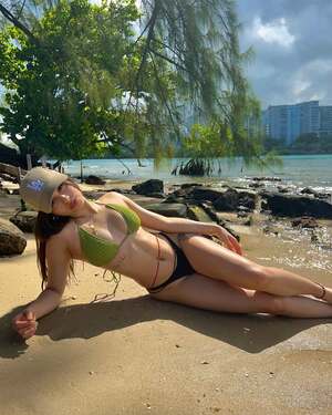 Ximena Flaka nude 5