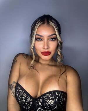 Ya Malb nude 9