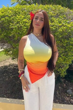 Yaideliz Sanchez nude 3