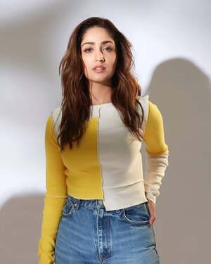 Yami Gautam nude 10
