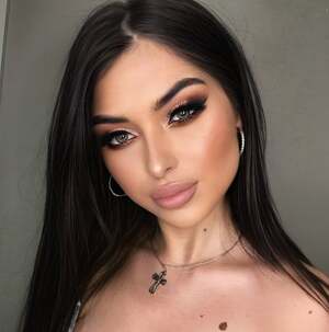 Yana Andriyash nude 7