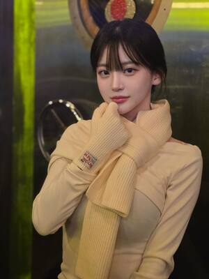 Yang Yu-Jeong nude 10