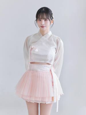 Yang Yu-Jeong nude 5