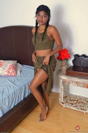 Yara Skye nude 1
