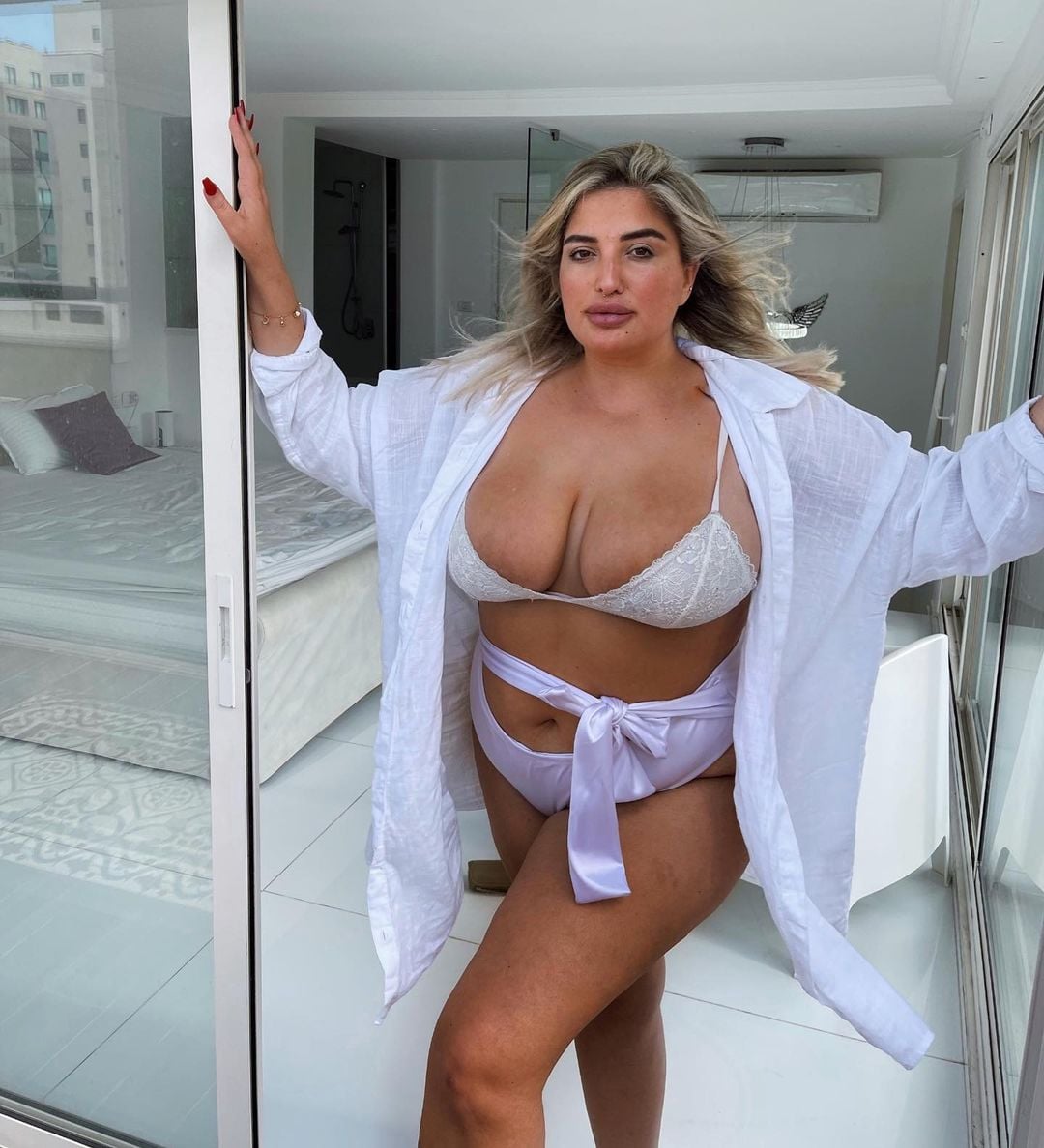 Yarden Jord Peretz nude 12