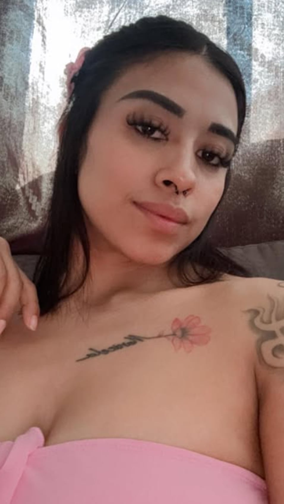 Yaresita Small nude 4