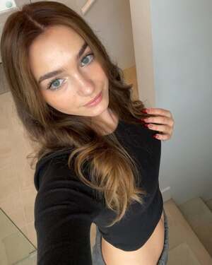 Yasmeene Ball nude 3