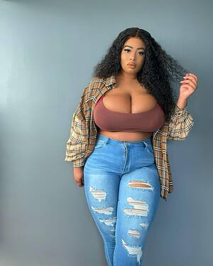 Yathien Beauty nude 11