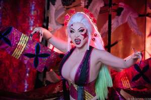 Yaya Han nude 6