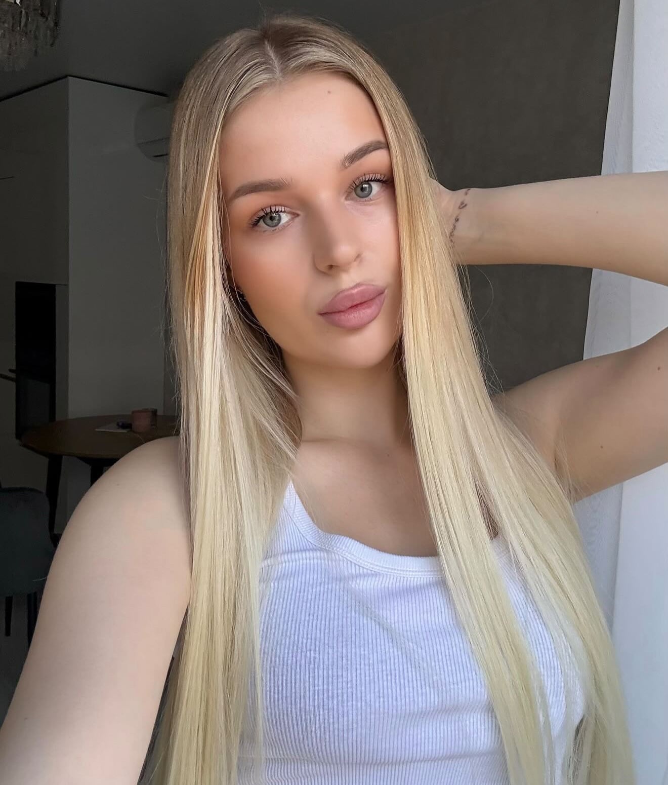 Yeva Ogorodnik nude 10