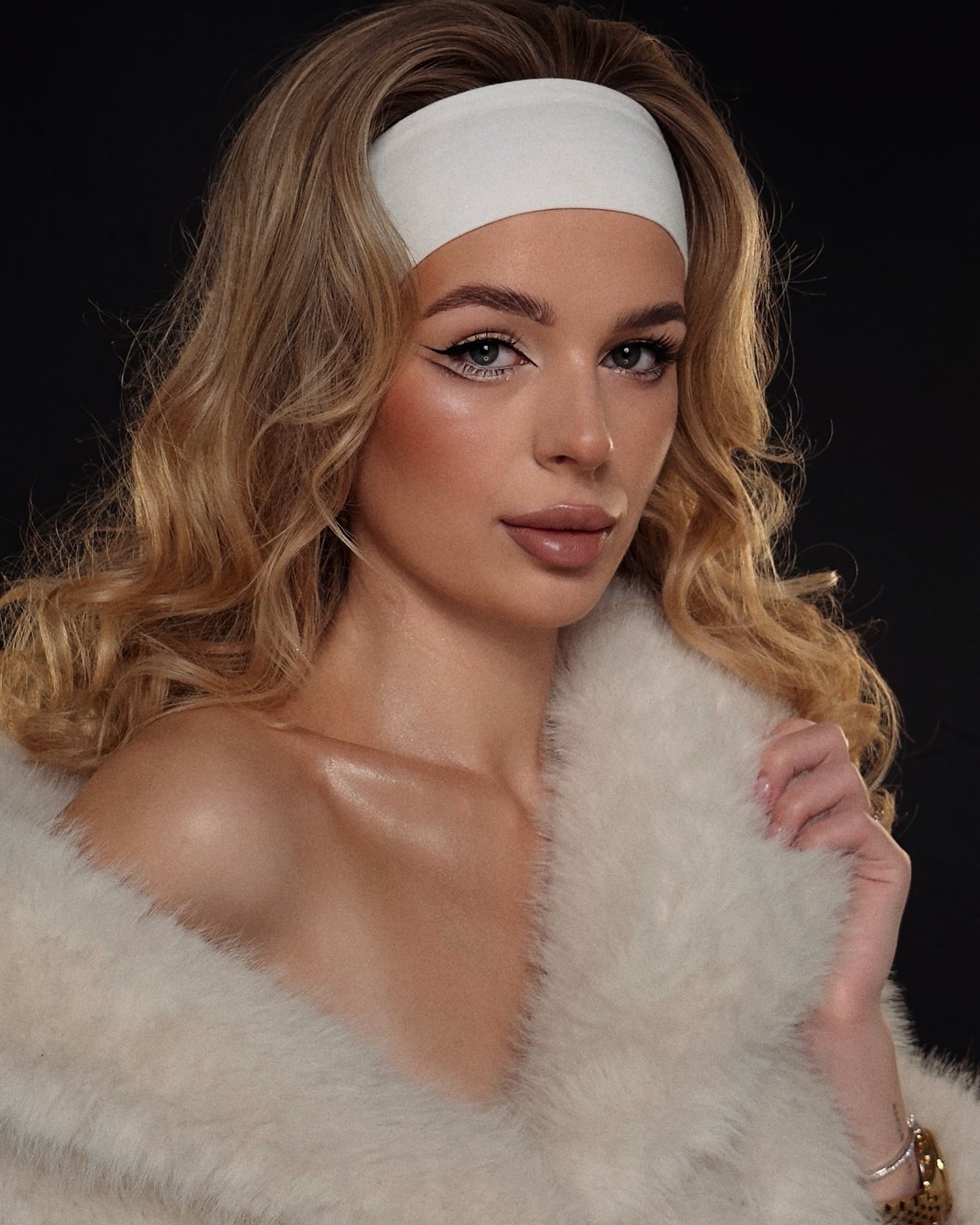Yeva Ogorodnik nude 5
