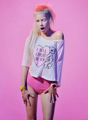 Yolandi Visser nude 1