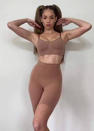 Yoli Lara nude 2
