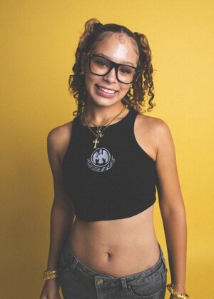 Yonna Jay nude 5