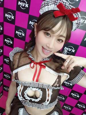 Yu Kawakami nude 12