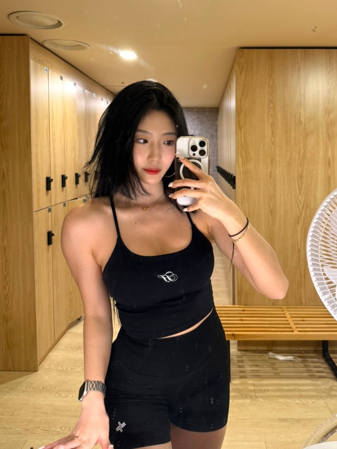 Yu Ri Seo nude 9