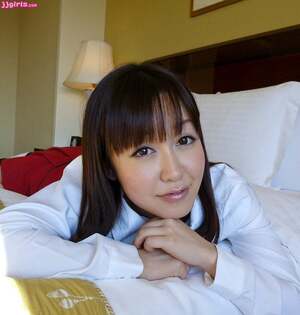 Yu Shinoda nude 7