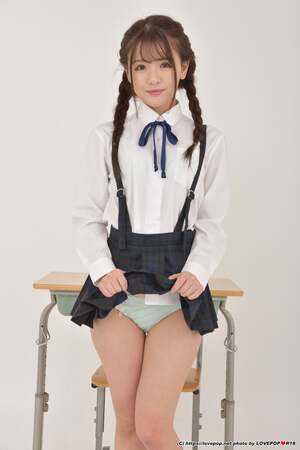 Yui Nagase nude 6