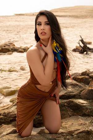 Yulisa Leon nude 10