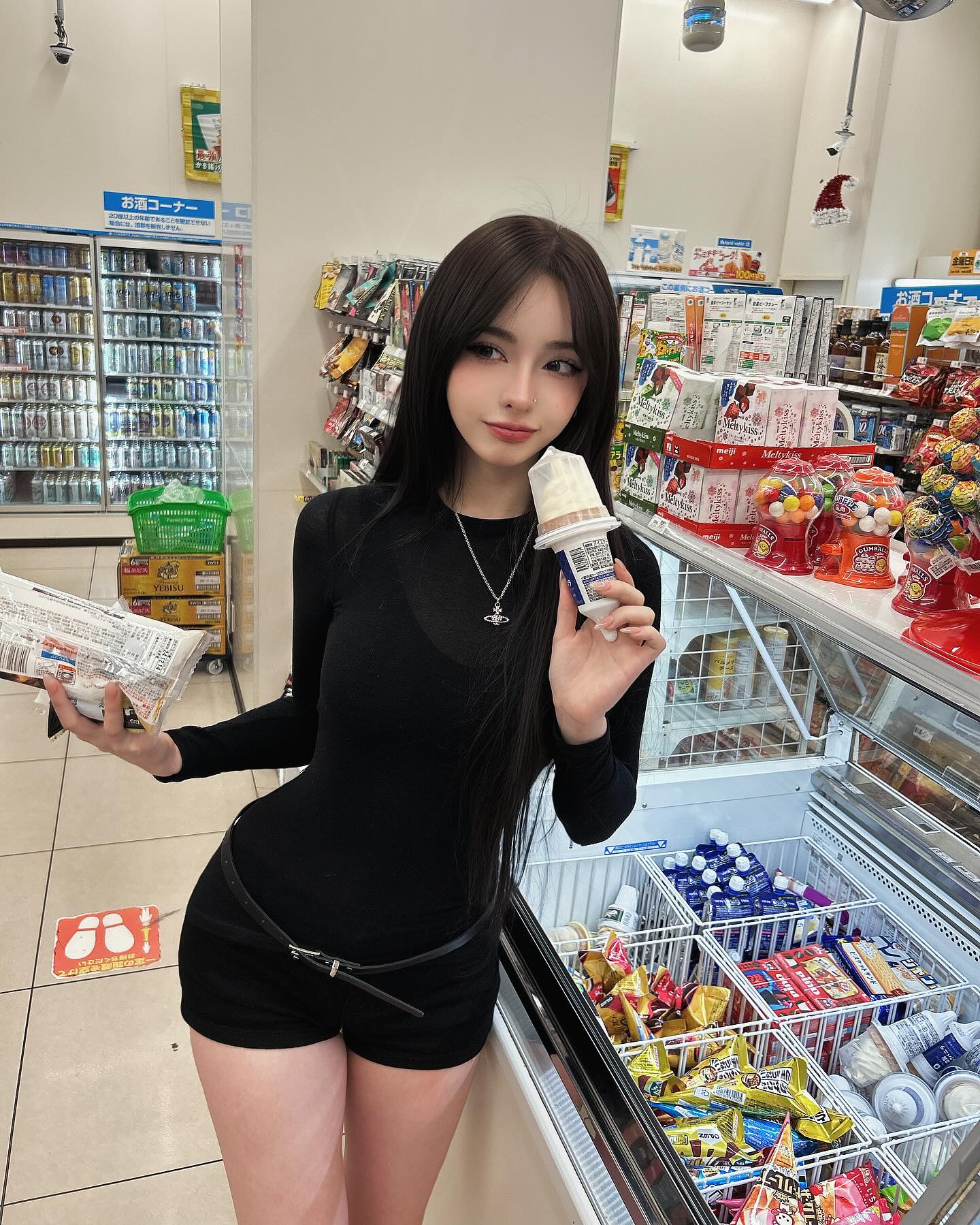 Yuna Karimova nude 4