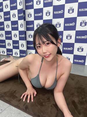 Yuno Sakura nude 4