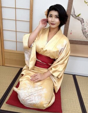 Yuri Oshikawa nude 12