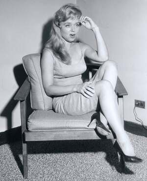 Yvette Vickers nude 8
