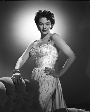 Yvonne De Carlo nude 6