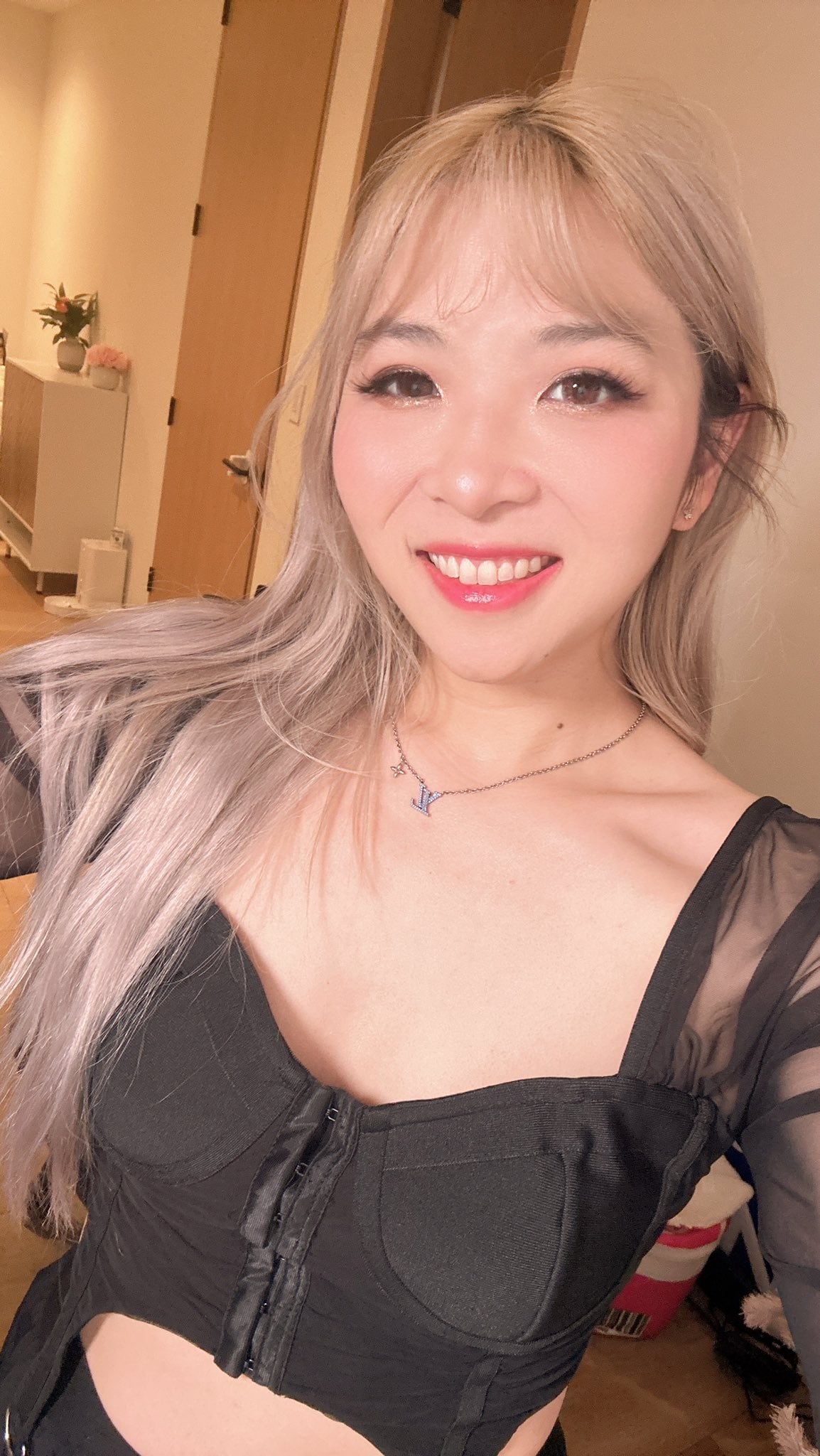 Yvonnie nude 6
