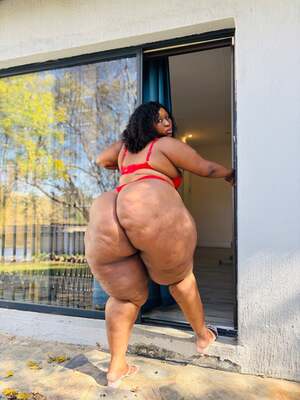 Zama The Butt nude 3
