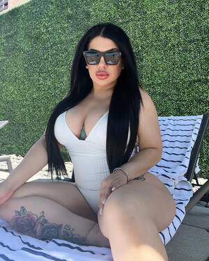 Zara Goxx nude 7