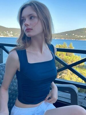Zeynep Telefoncu nude 1