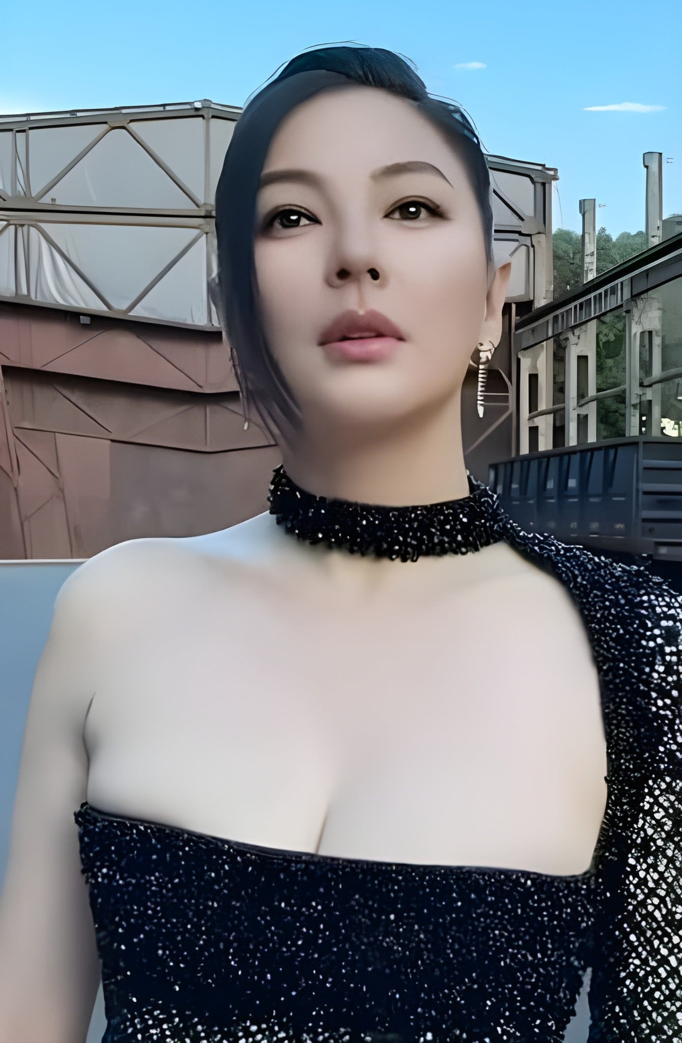 Zhang Yuqi nude 5