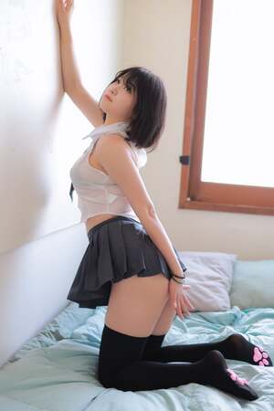 Zia Kwon nude 3