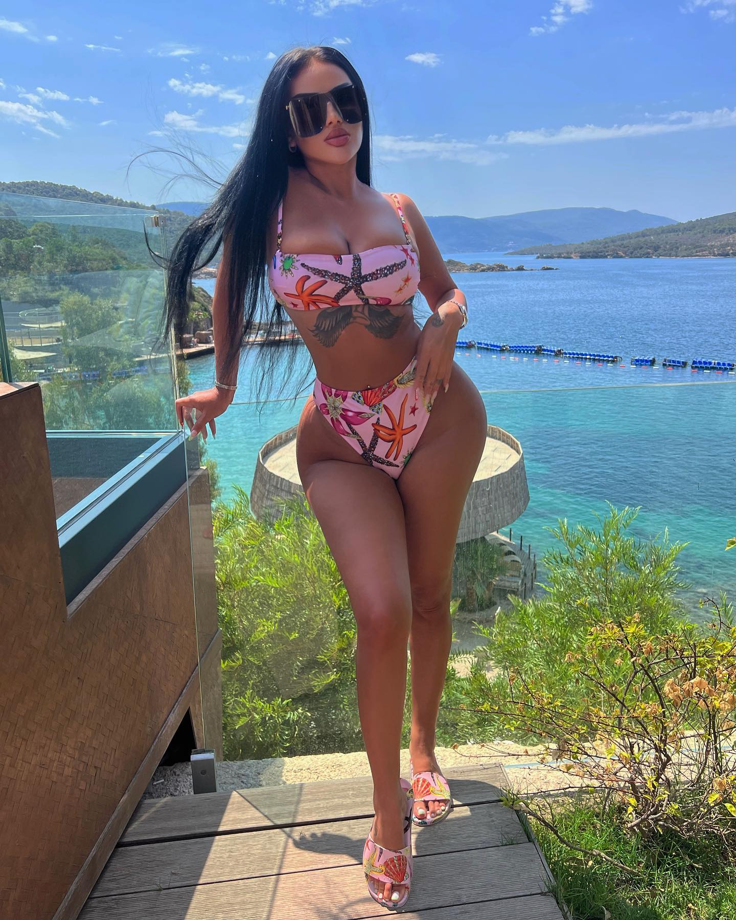 Ziza Pajaziti nude 3