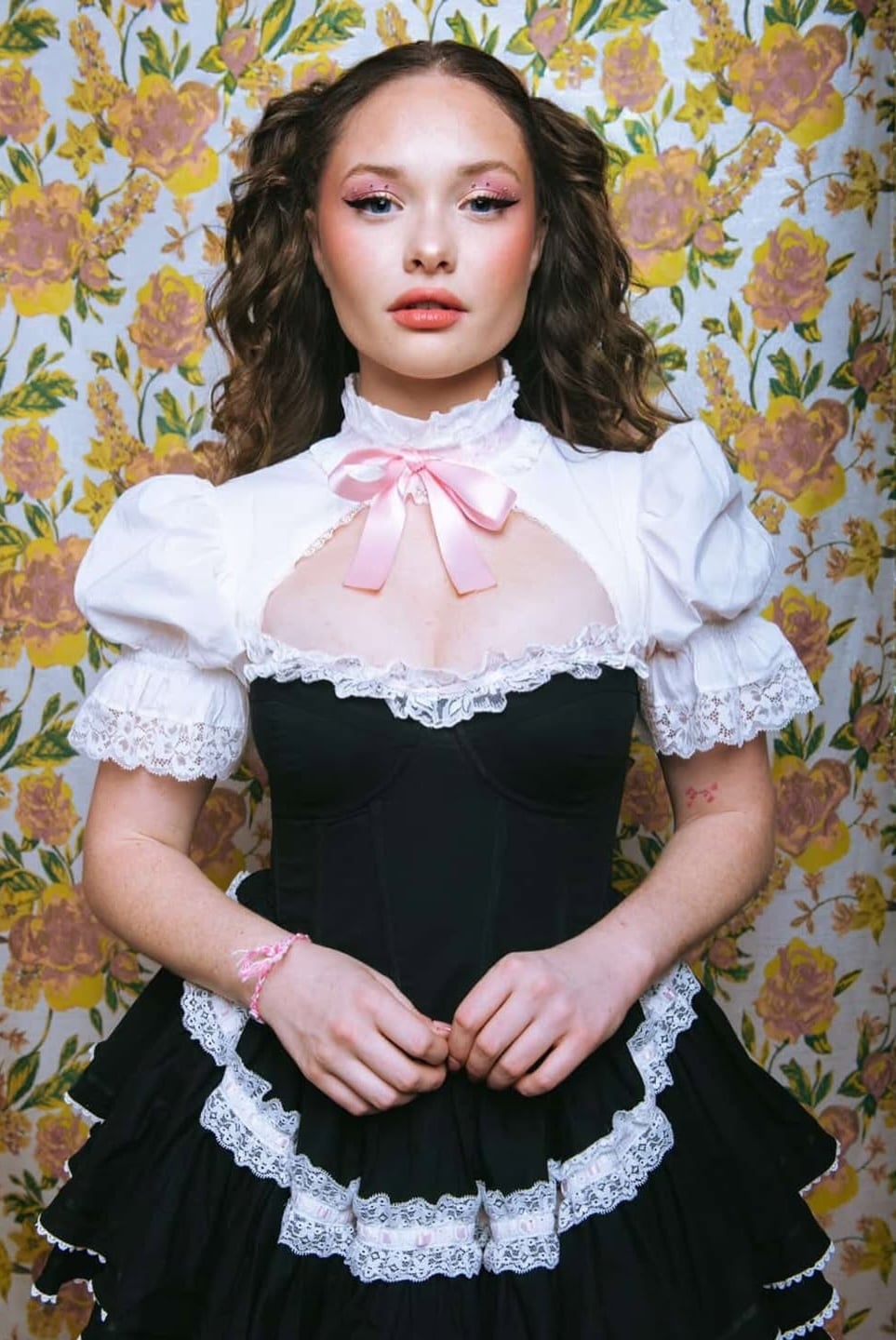 Zoe Colletti nude 12