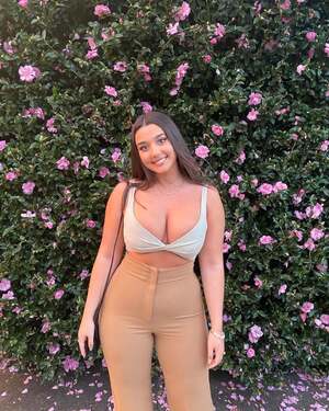 Zoe Kalotheos nude 7