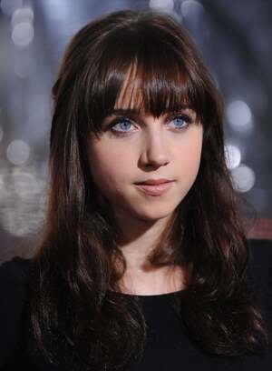 Zoe Kazan nude 6